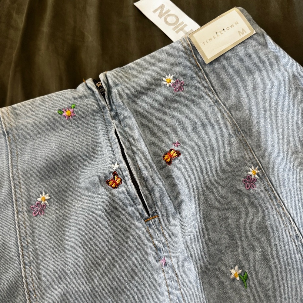 Tinseltown Light Blue Embroidered Denim Skirt - Picture 3 of 3